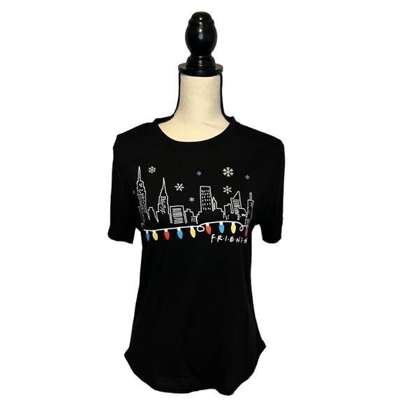 Friends Womens Skyline Logo T-Shirt Black Sz Medium Christmas Holiday Snowflakes - Picture 2 of 6